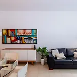 Apartamento No Leblon Com Garagem | Dfr 325/202