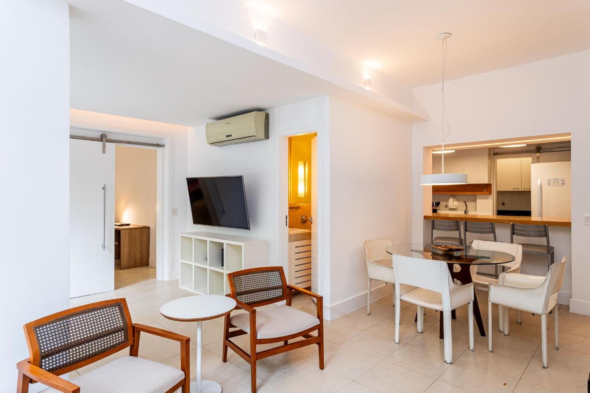 Appartamento No Leblon Com Garagem | Dfr 325/202 *