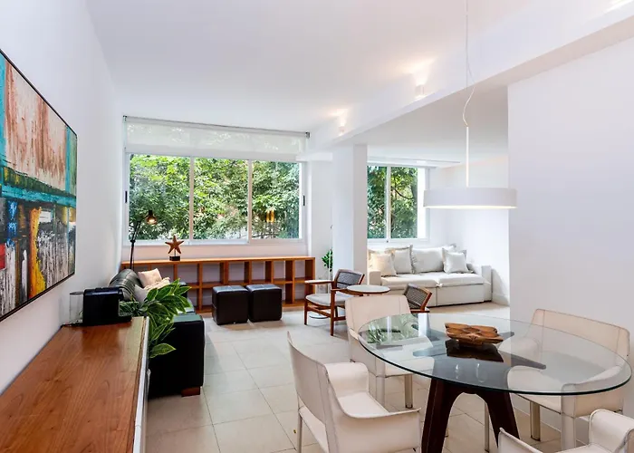 Apartamento No Leblon Com Garagem | Dfr 325/202
