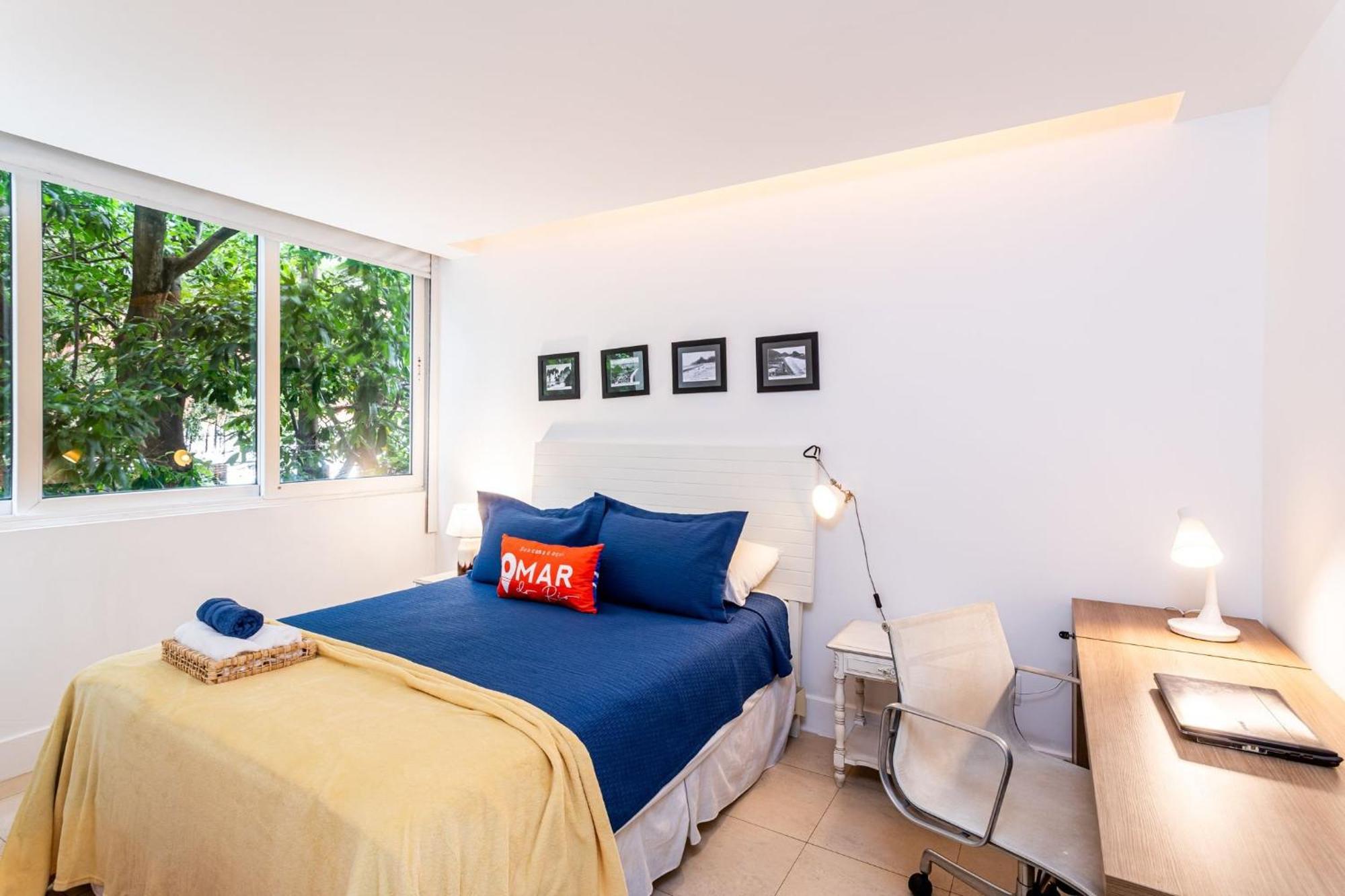 No Leblon Com Garagem | Dfr 325/202 Apartamento *