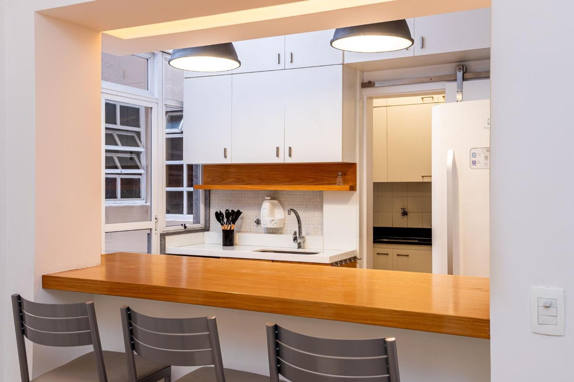 Apartamento No Leblon Com Garagem | Dfr 325/202 *
