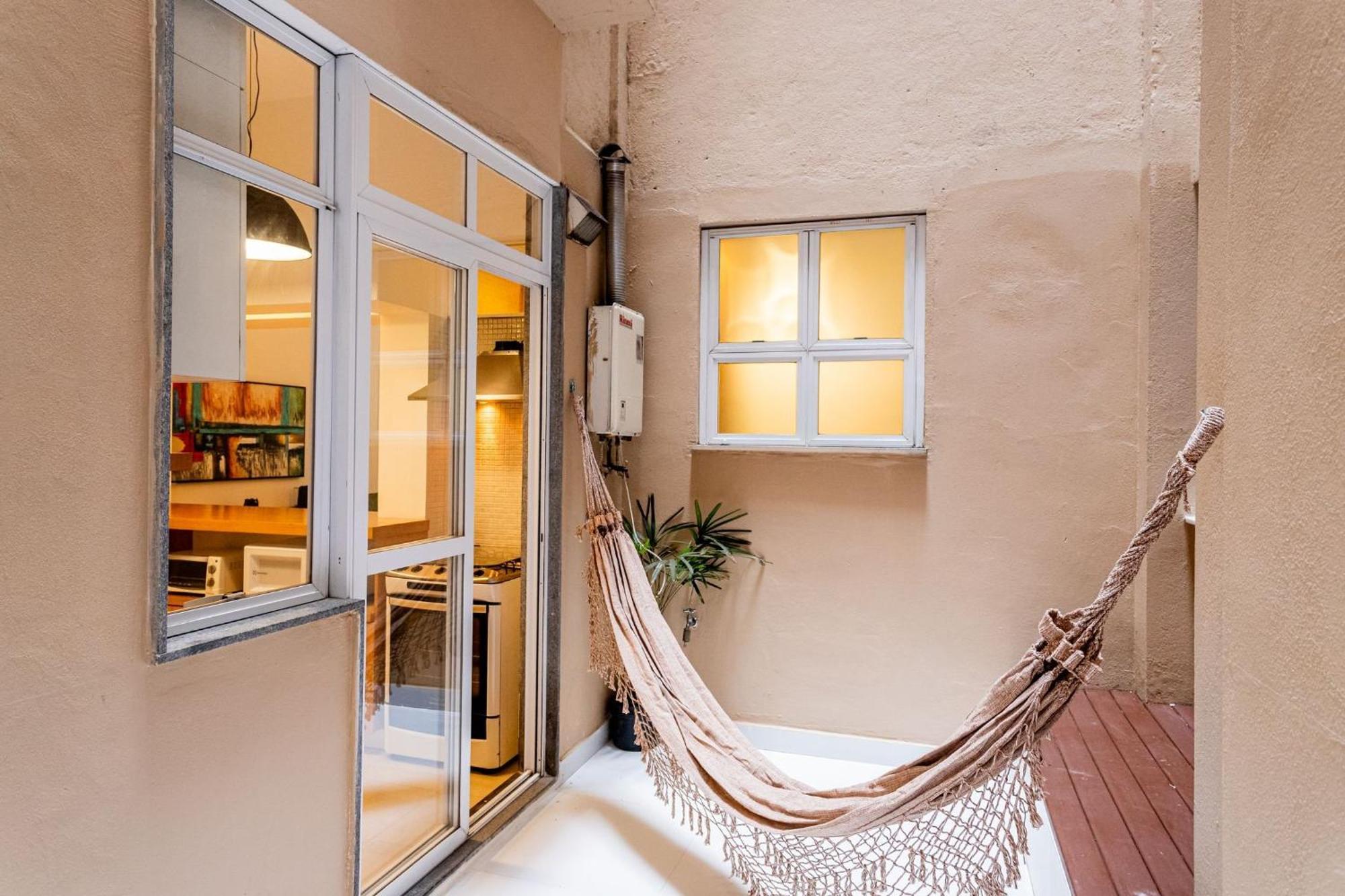 Apartamento No Leblon Com Garagem | Dfr 325/202